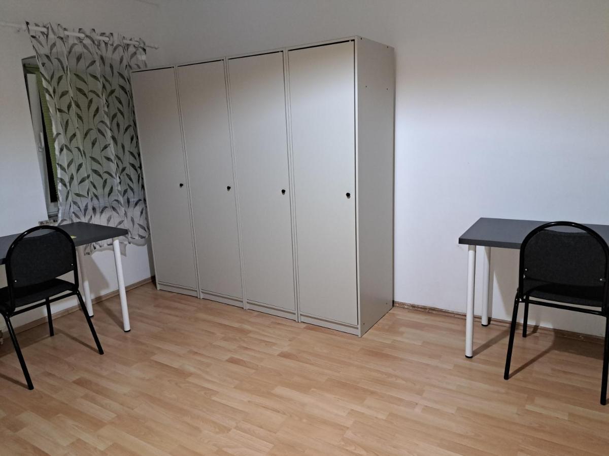 Simostay Halle  Kültér fotó