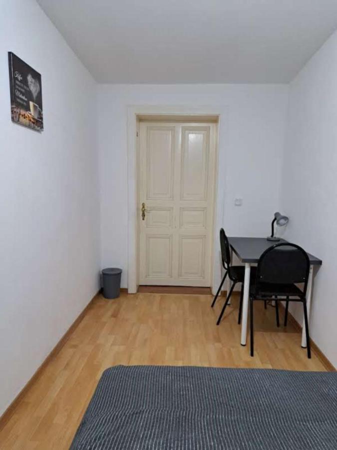 Simostay Halle  Kültér fotó